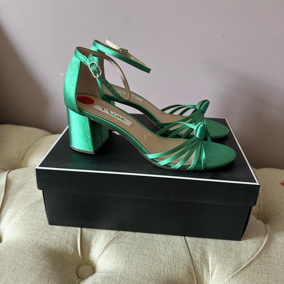 Nina Emerald Green Heels - Picture 4 of 4